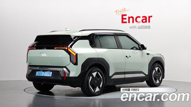 Kia EV3 Long Range 2WD Earth - фото 1