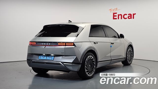Hyundai Ioniq5 Long Range AWD Prestige - фото 1