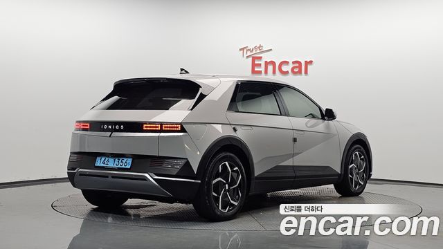 Hyundai Ioniq5 Standard Exclusive - фото 0