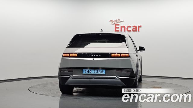 Hyundai Ioniq5 Standard Exclusive - фото 2