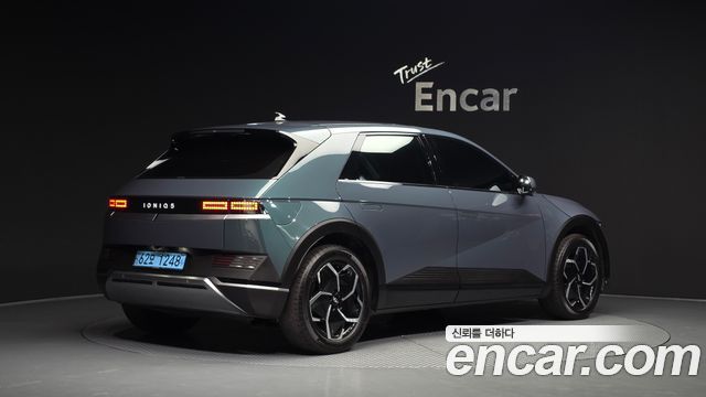 Hyundai Ioniq5 Standard Exclusive - фото 1