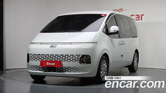 Hyundai Staria Cargo 5-Seater Modern - фото 0