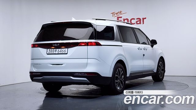 Kia Carnival 4-го поколения 9-Seater Prestige - фото 1