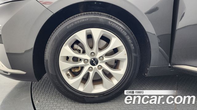 Kia K8 2.5 Gasoline 2WD Noblesse Light - фото 4