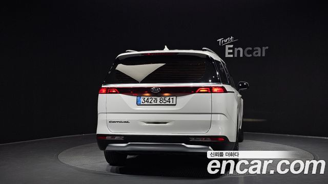 Kia Carnival 4-го поколения 9-Seater Noblesse - фото 3