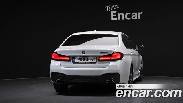 BMW 5-Series G30 523d M Sport - фото 3