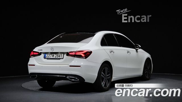 Mercedes-Benz A-Class W177 A220 Sedan - фото 1