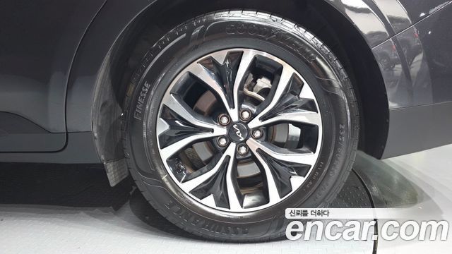 Kia Carnival 4-го поколения 9-Seater Prestige - фото 4