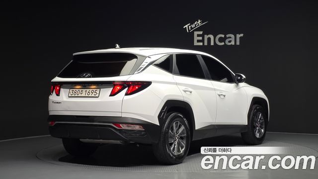 Hyundai Tucson NX4, гибрид Modern 2WD - фото 1