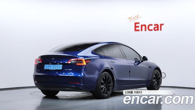 Tesla Model 3 Long Range AWD - фото 1