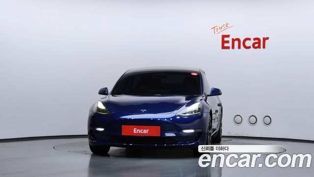 Tesla Model 3 Long Range AWD - фото 2
