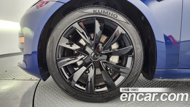 Tesla Model 3 Long Range AWD - фото 4