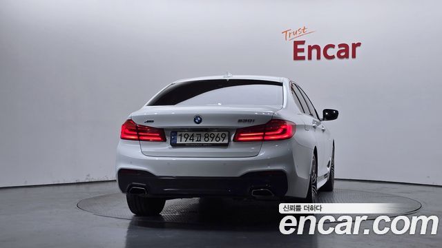 BMW 5-Series G30 530i xDrive M Sport Package Plus - фото 3