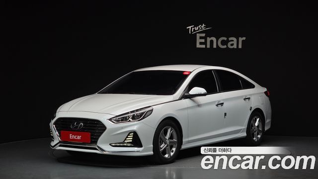 Hyundai Sonata 2.0 Modern - фото 0
