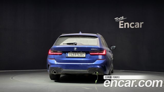 BMW 3-Series G20 320d Touring M Sport - фото 3