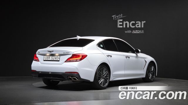 Genesis G70 2.0T AWD Supreme - фото 1