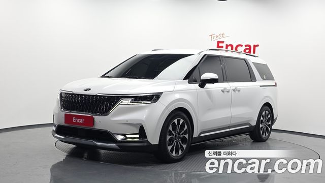Kia Carnival 4-го поколения 9-Seater Signature - фото 0