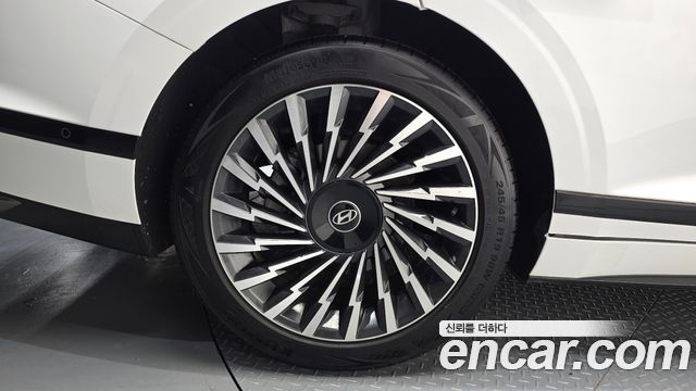 Hyundai Grandeur GN7 2,5 Gasoline 2WD Calligraphy - фото 4
