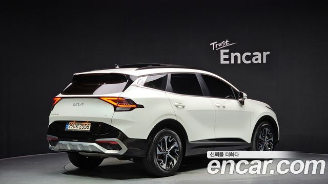 Kia Sportage 5-го поколения, гибрид Signature 2WD - фото 1