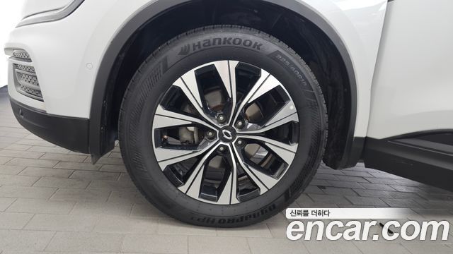 Renault Samsung QM6 Новый 2.0 GDe LE Signature 2WD - фото 4