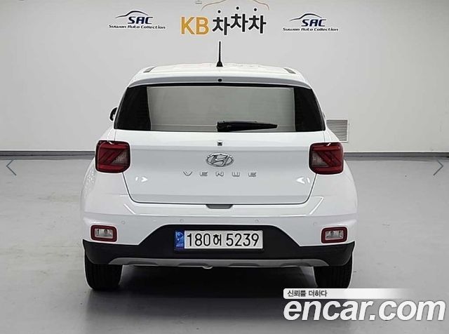 Hyundai Venue 1.6 Smart - фото 2