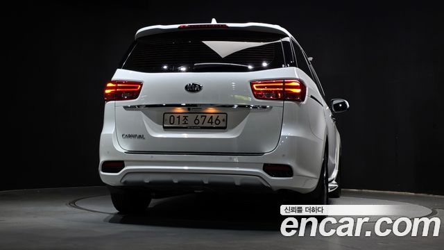 Kia Carnival Новый 9-Seater Luxury - фото 3