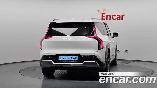 Kia EV9 Long Range 2WD Earth - фото 3