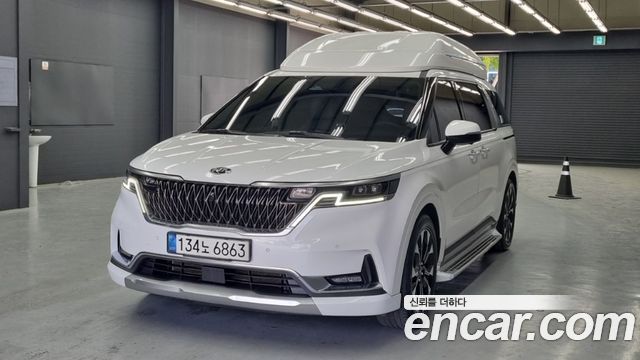 Kia Carnival 4-го поколения Gasoline 9-Seater Hi-Limousine Signature - фото 0