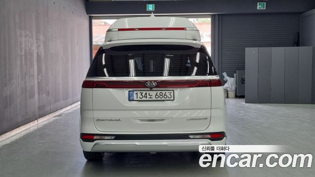Kia Carnival 4-го поколения Gasoline 9-Seater Hi-Limousine Signature - фото 3