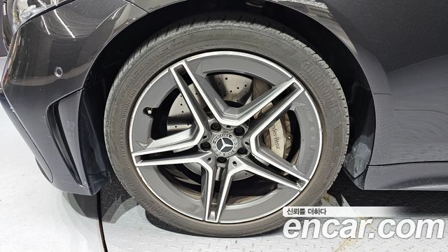 Mercedes-Benz CLS-Class C257 CLS300d 4MATIC - фото 4
