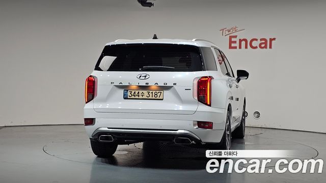 Hyundai Palisade Diesel 2.2 4WD Calligraphy - фото 2