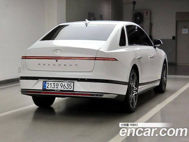 Hyundai Grandeur GN7, гибрид Exclusive - фото 3