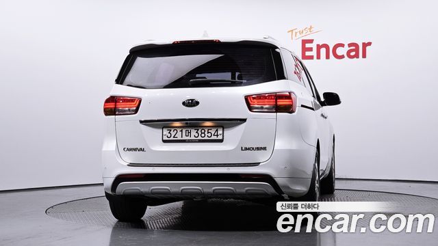 Kia Carnival Совершенно новый 7-seater Limousine Magic Space - фото 3