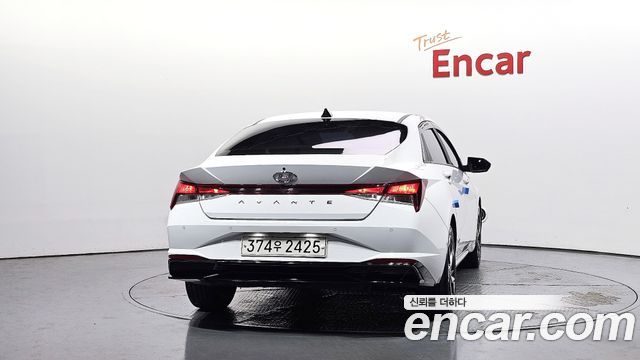 Hyundai Avante CN7, гибрид Modern - фото 3