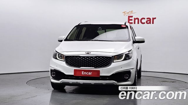 Kia Carnival Совершенно новый 7-seater Limousine Magic Space - фото 2