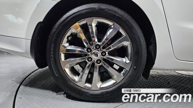 Kia Carnival Совершенно новый 7-seater Limousine Magic Space - фото 4