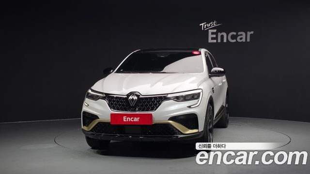 Renault Samsung Arkana 1.6 E-TECH Iconic Design Package - фото 2