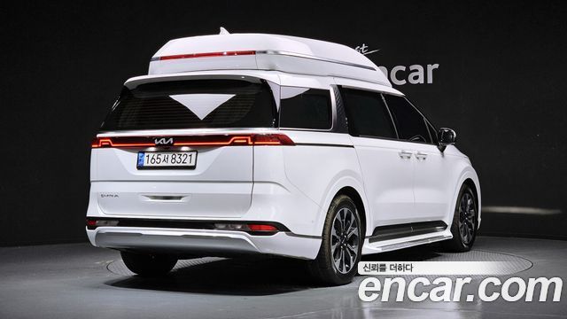 Kia Carnival 4-го поколения 9-Seater Hi-Limousine Signature - фото 1