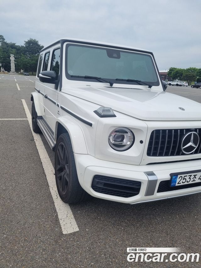 Mercedes-Benz G-Class AMG G63 - фото 1