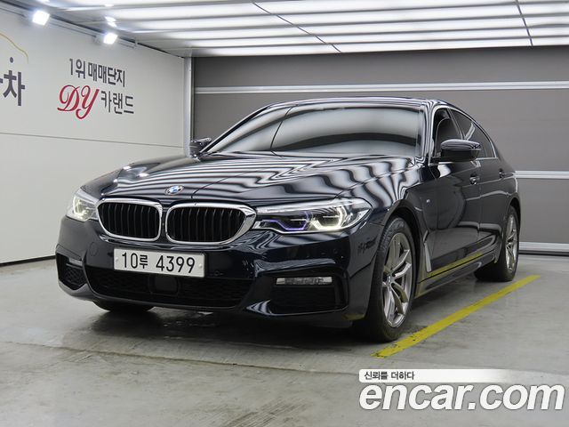 BMW 5-Series G30 520d xDrive M Sport Package Plus - фото 0