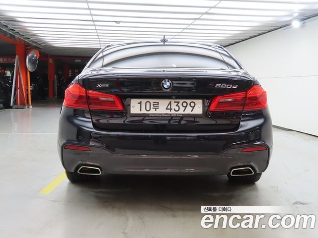 BMW 5-Series G30 520d xDrive M Sport Package Plus - фото 3