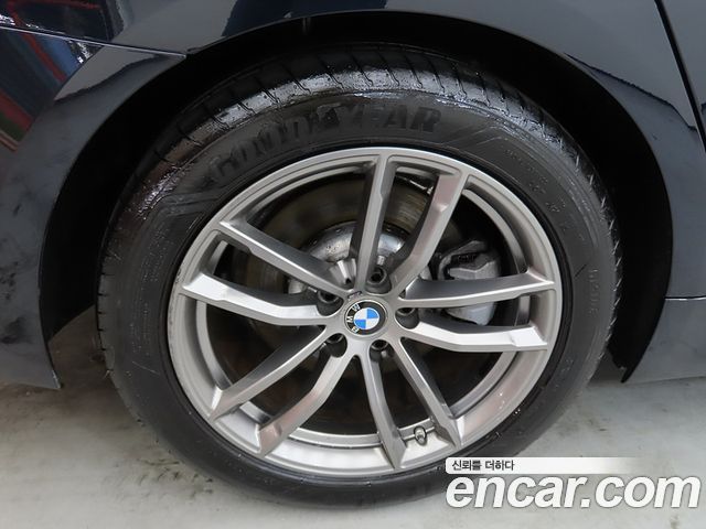 BMW 5-Series G30 520d xDrive M Sport Package Plus - фото 4