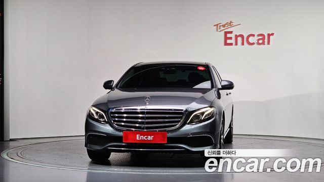Mercedes-Benz E-Class W213 E300e Exclusive - фото 2