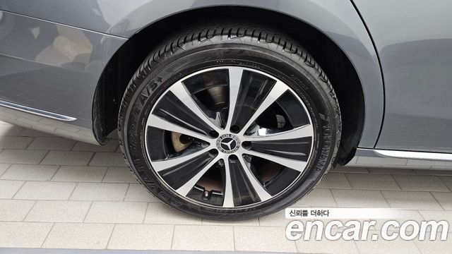 Mercedes-Benz E-Class W213 E300e Exclusive - фото 4