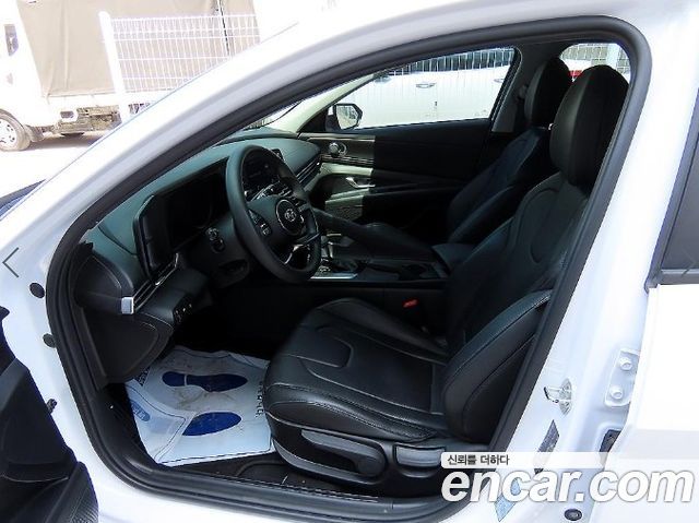 Hyundai Avante CN7 1.6 LPi (Rental Car) Style - фото 4