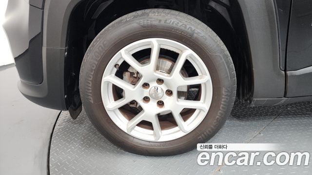 Jeep Renegade 1.6 Diesel Limited - фото 4