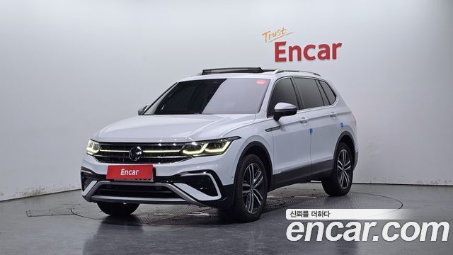 Volkswagen Tiguan 2.0 TSI Prestige - фото 0