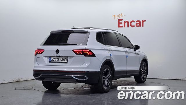 Volkswagen Tiguan 2.0 TSI Prestige - фото 1