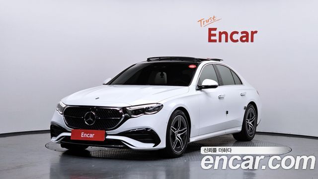 Mercedes-Benz E-Class W214 E300 4MATIC AMG Line - фото 0