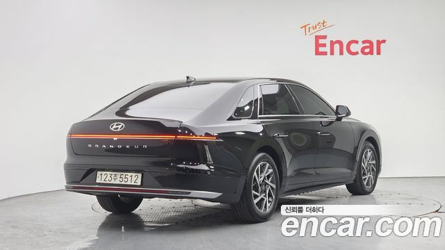 Hyundai Grandeur GN7, гибрид Premium - фото 1